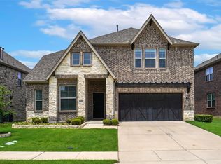 6027 Gloucester Dr, Roanoke, TX 76227