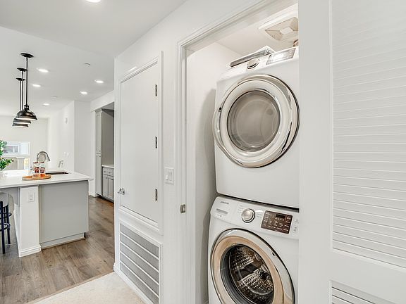 4th image of 1805 Sable Pl #1