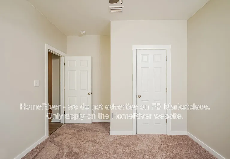 819 Temple St — Photo 10