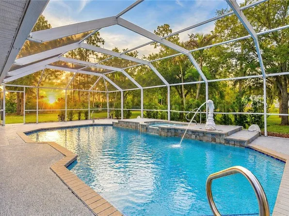 15261 Shamrock DR, FORT MYERS, FL 33912