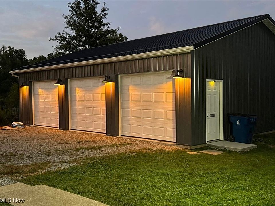 2nd image of 2324 Wayland Rd