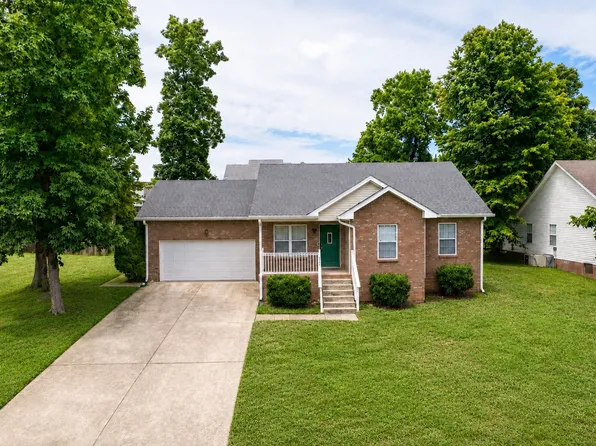 1721 Hazelwood Rd, Clarksville, TN 37042