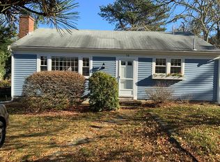 14 Cranberry Ln, Dennis Port, MA 02639