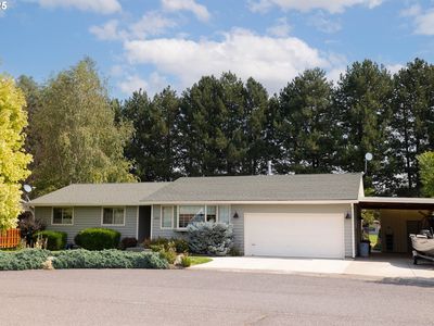 10411 S East St, Island City, OR, 97850