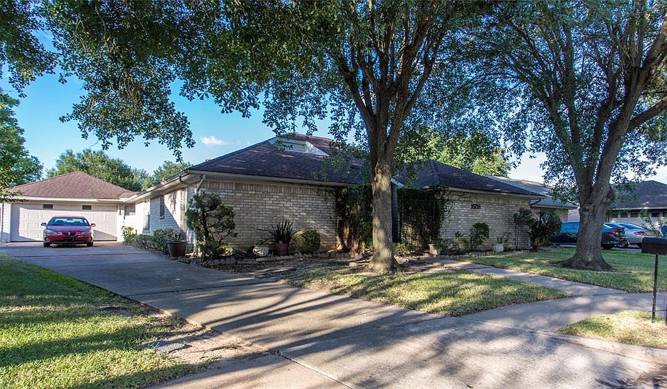 1st image of 15718 Stoney Fork Dr
