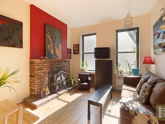 5th image of 170 E 92nd St APT 3C