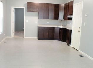 325 W Station St APT 1E, Kankakee, IL 60901