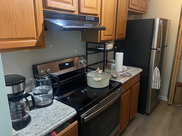 2 bed, $800 — Photo 2