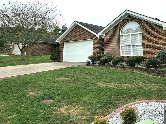2nd image of 260 Crockett Dr