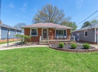 6559 W 130th St, Parma Heights, OH 44130