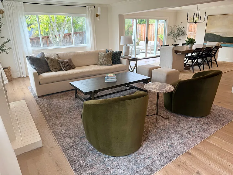 375 Summit Dr — Photo 4