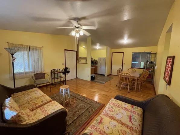 130 Olopua Pl, Lanai City, HI 96763