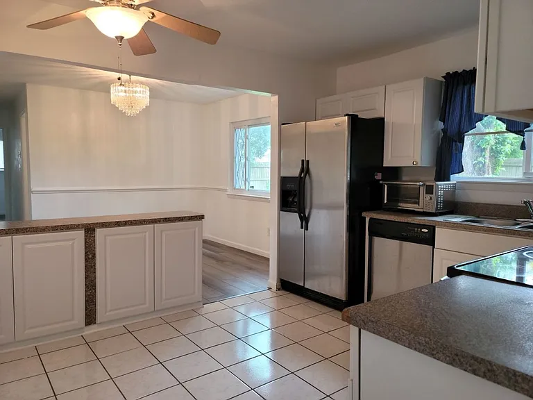 932 Gossman Dr — Photo 13