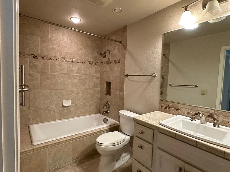 2100 Costa Del Sol — Photo 22