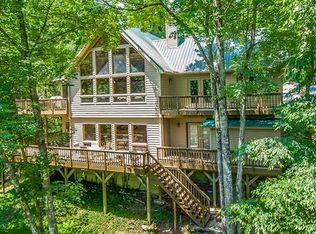 460 S Gastons Bee Gum Rd, Brevard, NC 28712