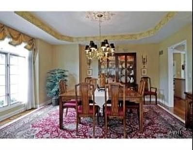 5th image of 2703 Royal Saint James Ct