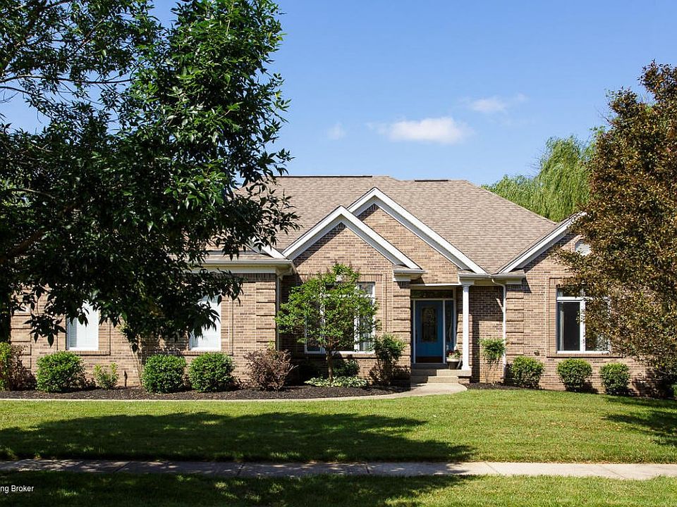 8814 Summit Ridge Dr-1