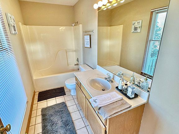 2nd image of 105 Mountain View Dr APT 15