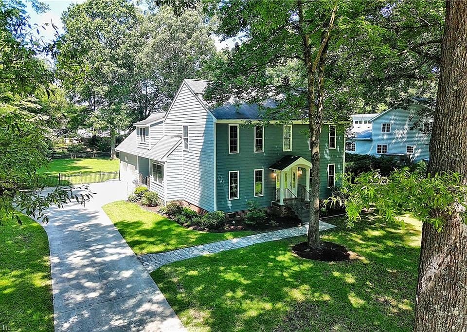 1st image of 825 Winwood Dr