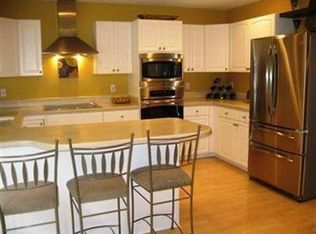 9720 Yellowwood Dr, Concord Township, OH 44060