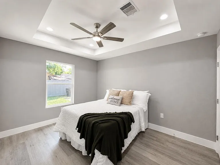 7024 Gonzales St — Photo 13