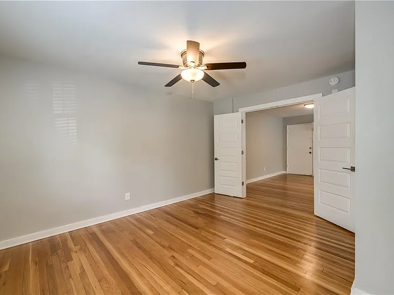 880 Saint Charles Ave NE #5 — Photo 10
