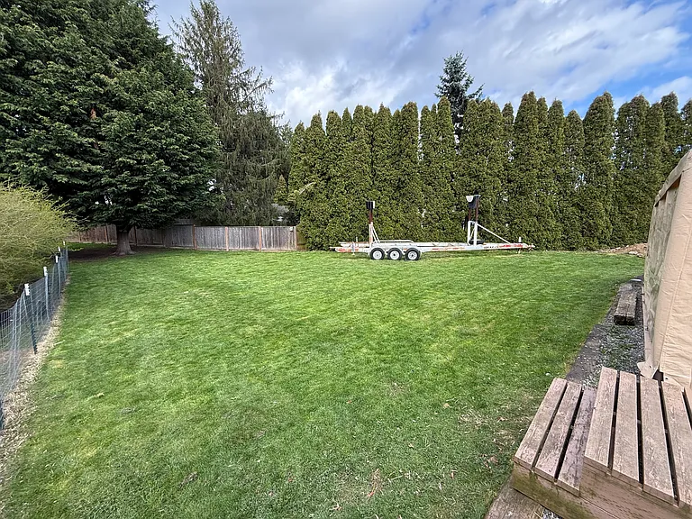 2185 Robyn Dr — Photo 26