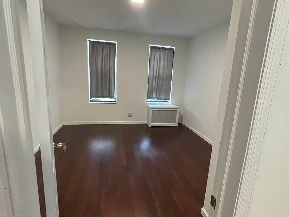 1st image of 4408 10th Ave #2F