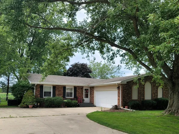1362 N Terrace Ave, Kankakee, IL 60901