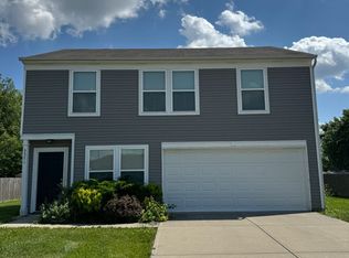 3371 Fall Valley Dr, Columbus, IN 47203