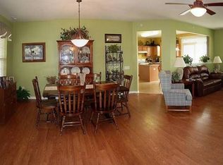 13562 Hemlock Rd, Huntley, IL 60142