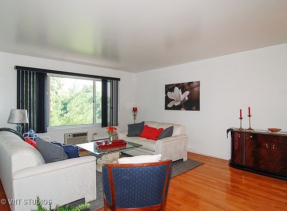 3rd image of 950 Washington Blvd APT 304