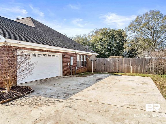 4th image of 20161 Boulder Dr