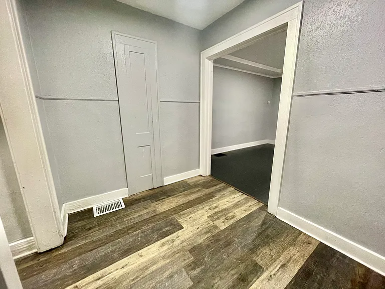 5631 Park Ave — Photo 8