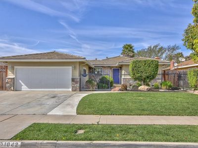 1042 University Ave, Salinas, CA, 93901