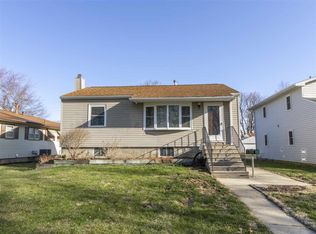 1032 Kingsley Ave, Waterloo, IA 50701