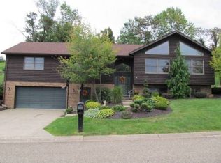178 Greentree Dr, Saint Clairsville, OH 43950