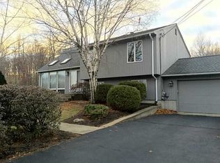 65 Elite Dr, Cranston, RI 02921