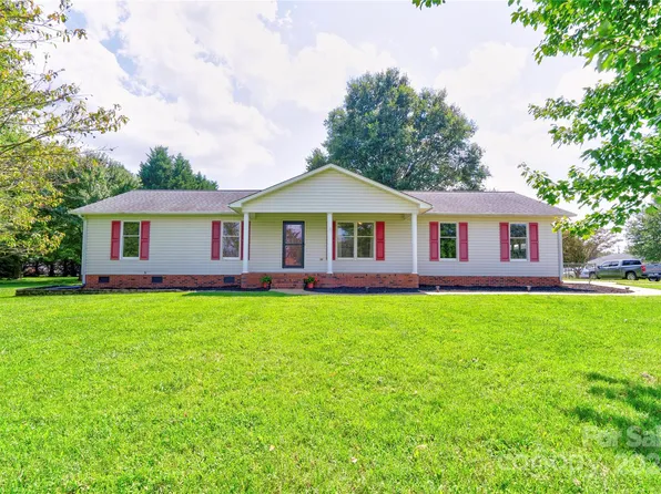 710 Skinner Rd, Shelby, NC 28152