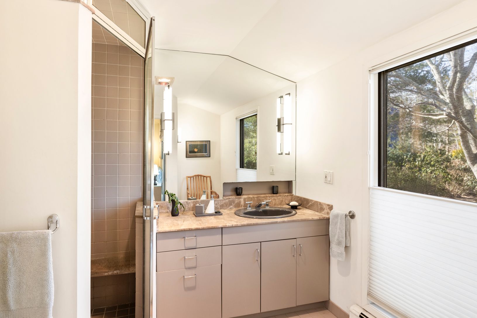  Primary Bathroom with Steam shower