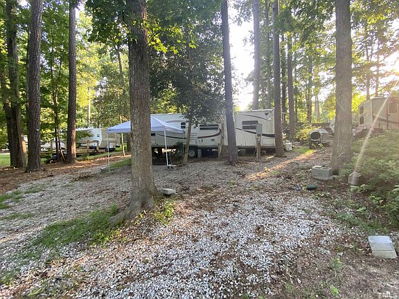 4th image of 108 Sagamore Dr