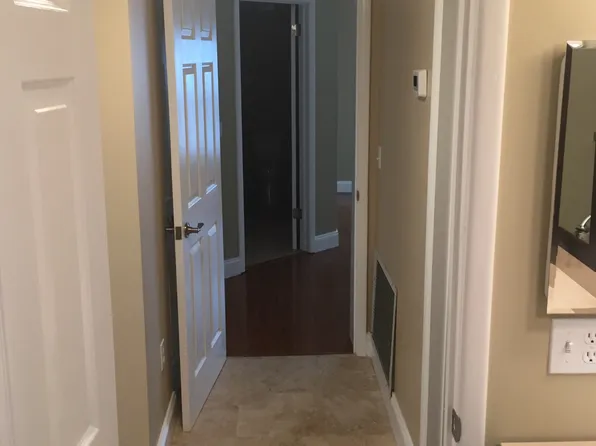 19029 Us Highway 19 N APT 8-22, Clearwater, FL 33764