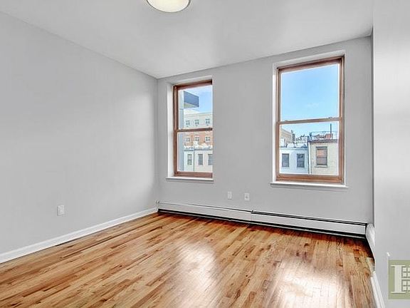5th image of 213 W 122nd St APT 2