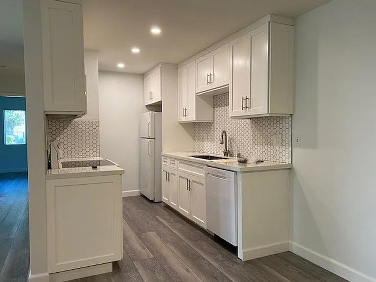 1760 S El Camino Real S #105 — Photo 1