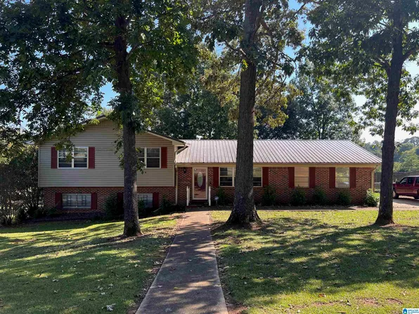 129 Briarwood Ave, Eastaboga, AL 36260