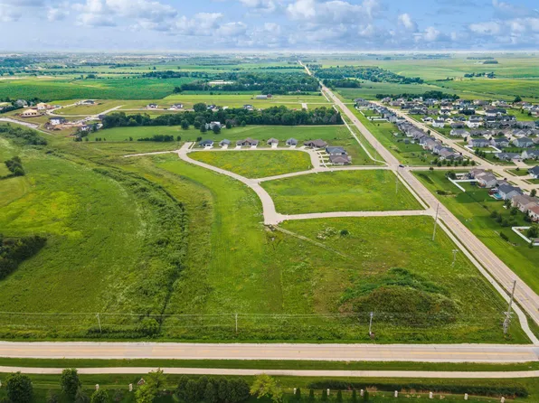 W Glen Development Land, Cedar Falls, IA 50613