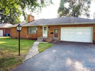 1024 S Coy Rd, Oregon, OH 43616