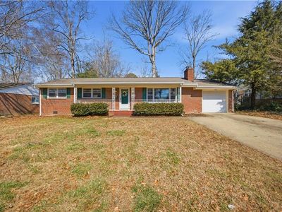195 Beechmont Dr, Newport News, VA, 23608