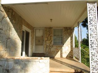 1628 S 14th St, Chickasha, OK 73018