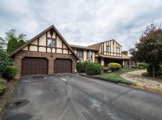 303 Vanessa Dr, Hanover Township, PA 18706